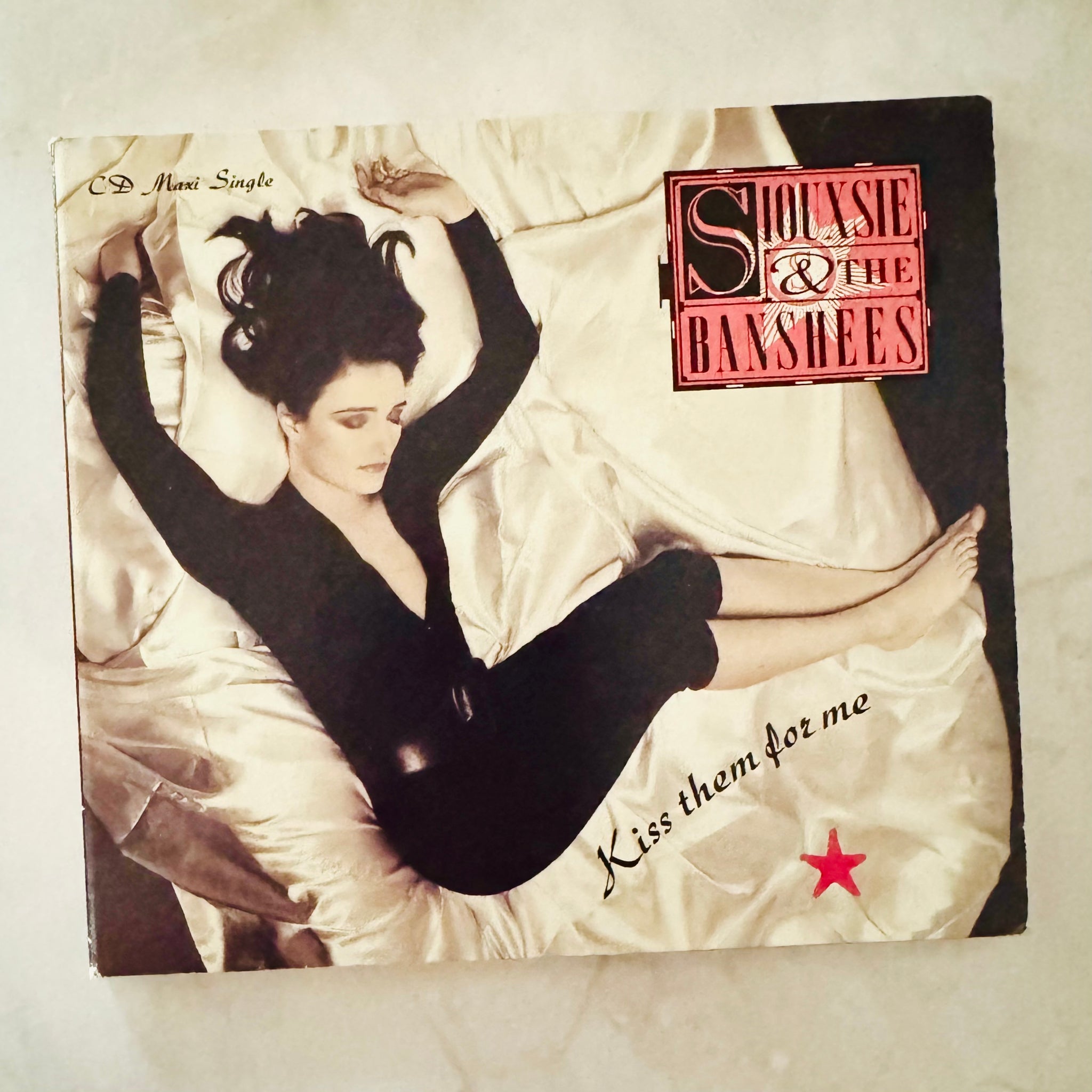 Siouxsie & The Banshees "Kiss Them For Me" CD Single (1991)