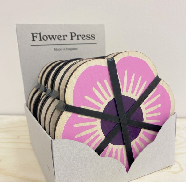 Flower Shaped Press (Pink or Black)